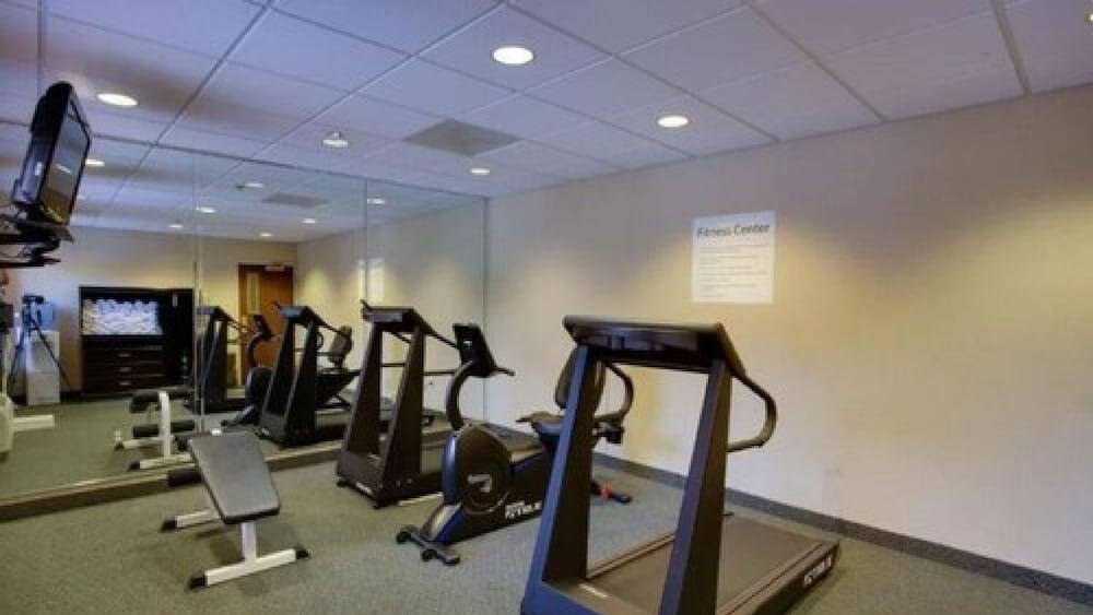 Holiday Inn Express Hotel & Suites Columbia-I-20 At Clemson Road By Ihg Zewnętrze zdjęcie