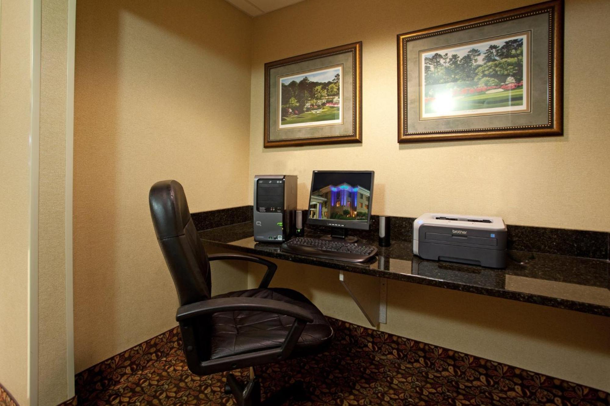 Holiday Inn Express Hotel & Suites Columbia-I-20 At Clemson Road By Ihg Zewnętrze zdjęcie