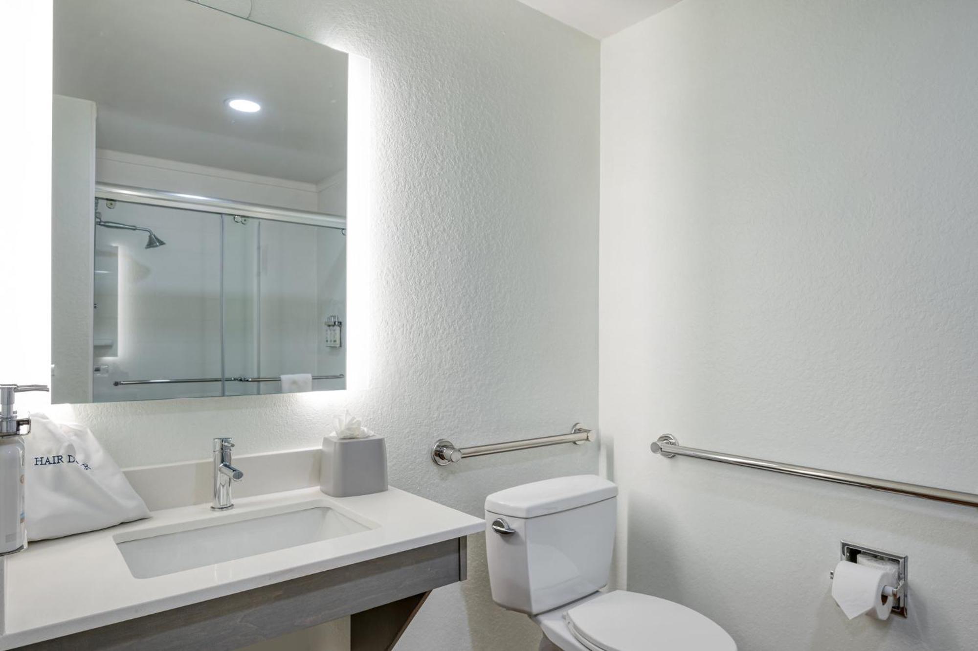 Holiday Inn Express Hotel & Suites Columbia-I-20 At Clemson Road By Ihg Zewnętrze zdjęcie