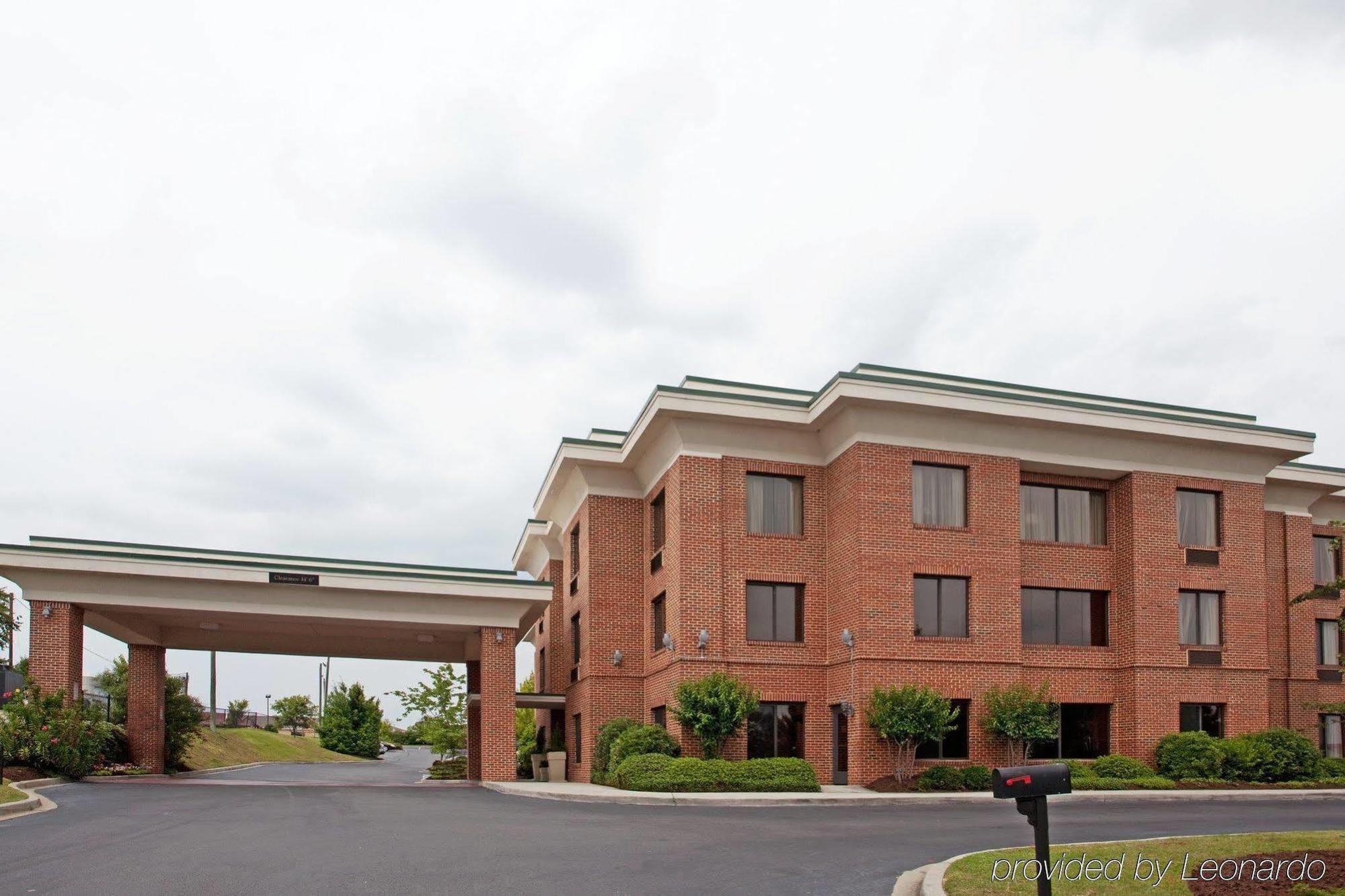 Holiday Inn Express Hotel & Suites Columbia-I-20 At Clemson Road By Ihg Zewnętrze zdjęcie